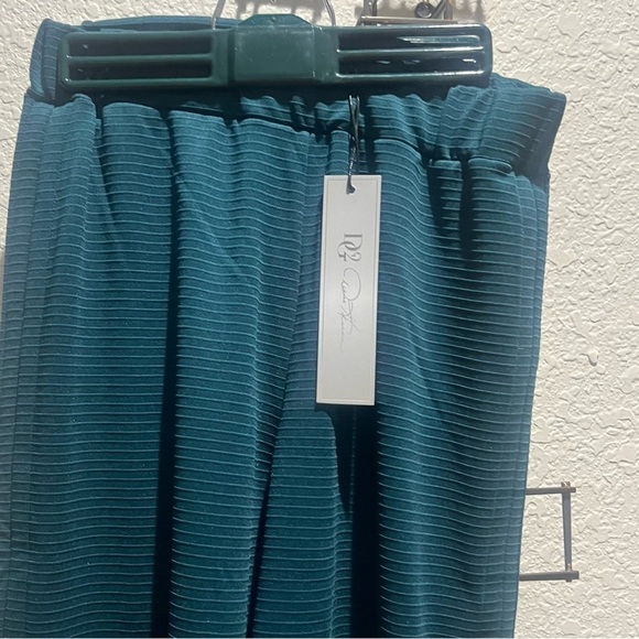 DG Downtime wide leg pants - Picture 2 of 13